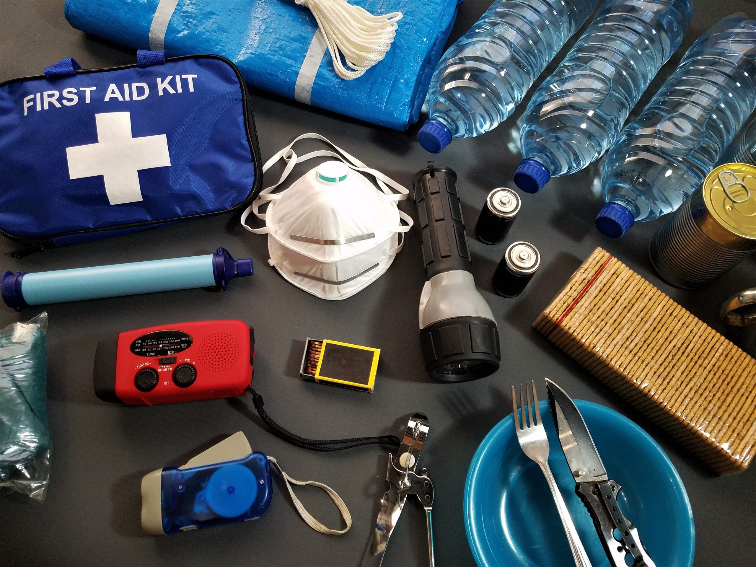 5 Items Every Driver Should Include in a Car First Aid Kit