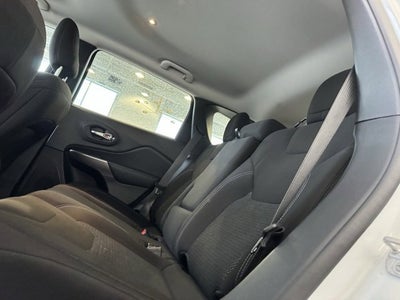 2021 Jeep Cherokee Sport