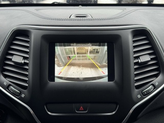 2021 Jeep Cherokee Sport