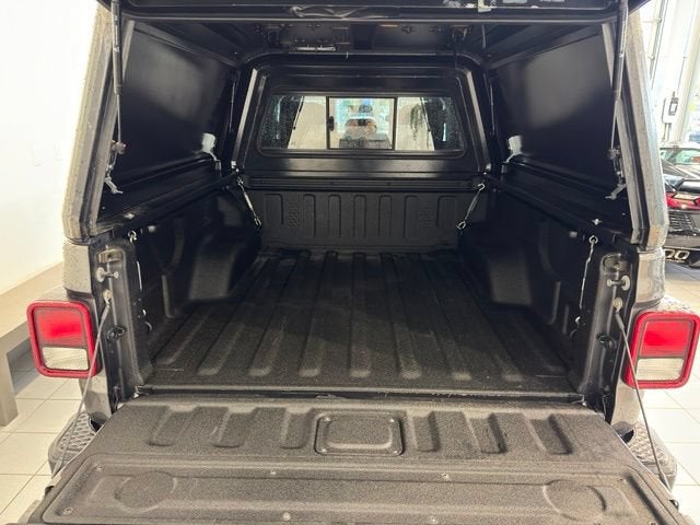 2020 Jeep Gladiator Overland 4x4