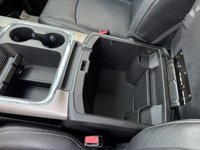 2017 RAM 1500 Laramie Crew Cab 4x4 5'7" Box