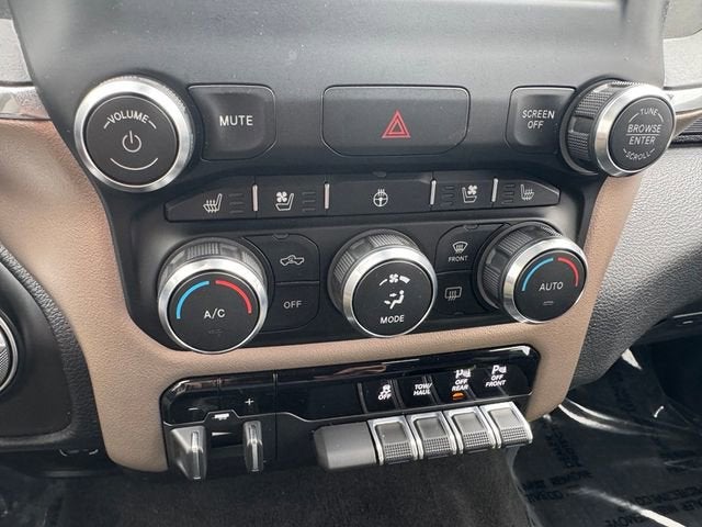 2022 RAM 1500 Laramie Crew Cab 4x4 5'7" Box