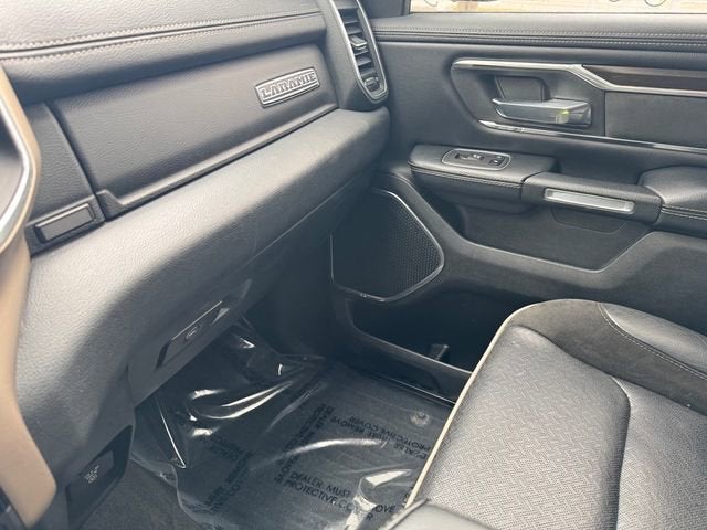 2022 RAM 1500 Laramie Crew Cab 4x4 5'7" Box