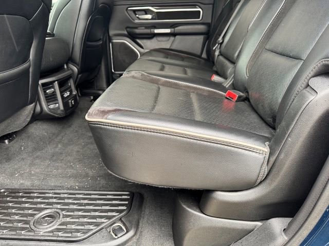 2022 RAM 1500 Laramie Crew Cab 4x4 5'7" Box