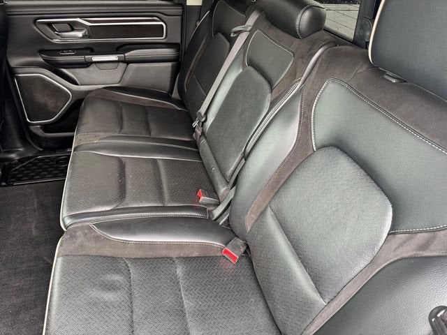 2022 RAM 1500 Laramie Crew Cab 4x4 5'7" Box