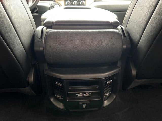 2022 RAM 1500 Laramie Crew Cab 4x4 5'7" Box
