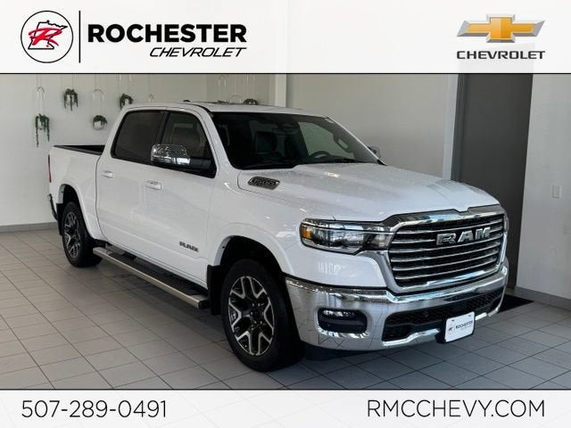 2025 RAM 1500 Laramie Crew Cab 4x4 5'7" Box
