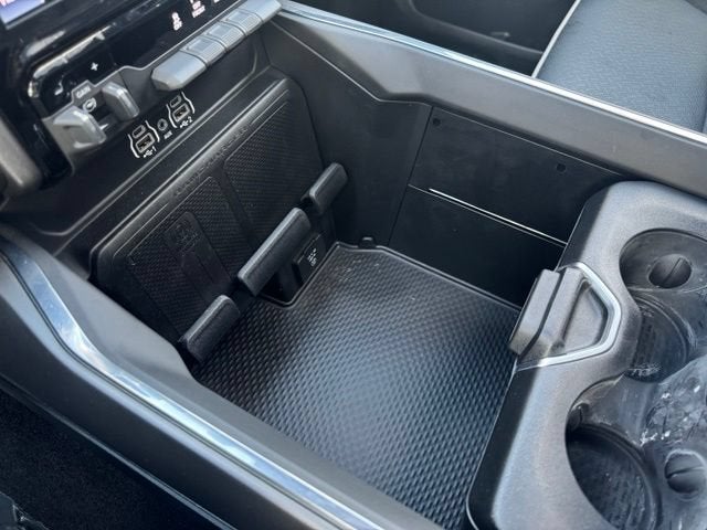 2025 RAM 1500 Laramie Crew Cab 4x4 5'7" Box
