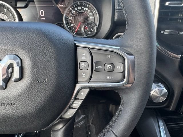 2025 RAM 1500 Laramie Crew Cab 4x4 5'7" Box