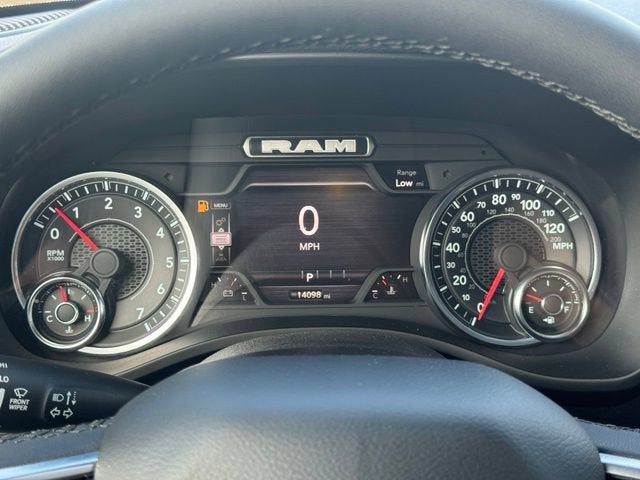 2025 RAM 1500 Laramie Crew Cab 4x4 5'7" Box