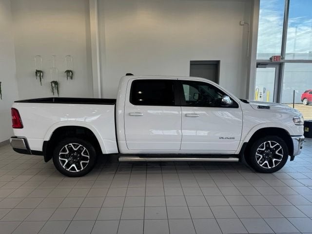 2025 RAM 1500 Laramie Crew Cab 4x4 5'7" Box