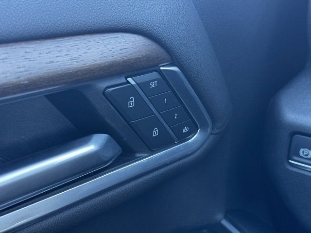 2025 Chevrolet Silverado 3500 HD High Country