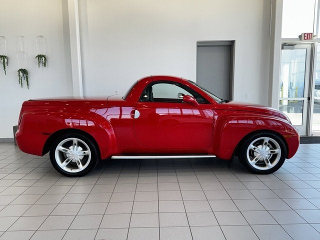 2004 Chevrolet SSR LS