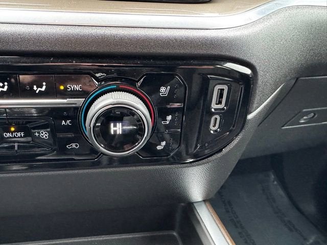 2022 Chevrolet Silverado 1500 High Country