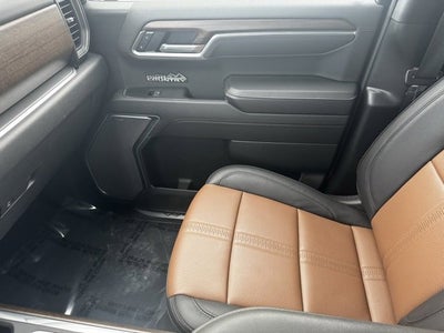 2025 Chevrolet Silverado 1500 High Country