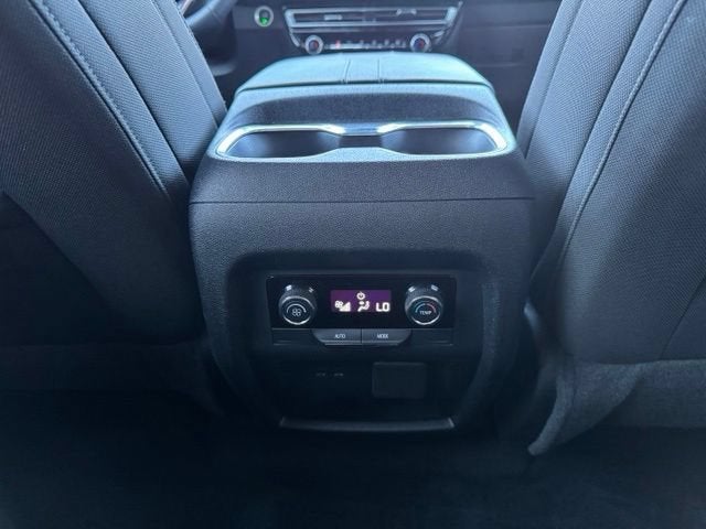 2024 Chevrolet Traverse AWD LT
