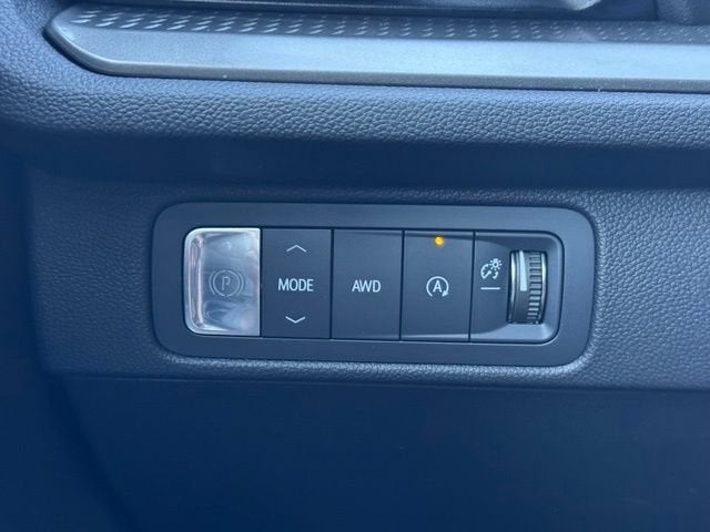 2024 Chevrolet Traverse AWD LT