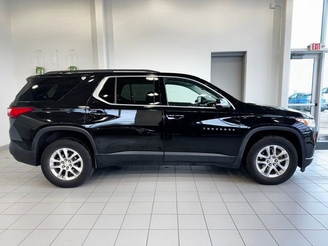 2021 Chevrolet Traverse LT Cloth