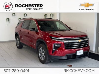 2025 Chevrolet Traverse LT