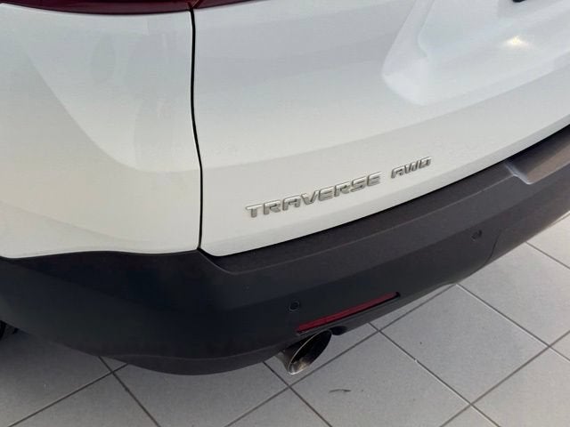 2021 Chevrolet Traverse LT Leather