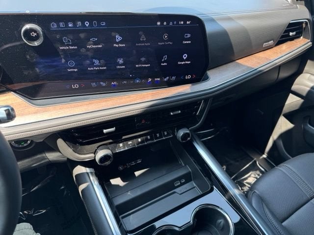 2025 Chevrolet Suburban High Country