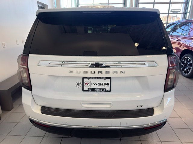 2022 Chevrolet Suburban LT