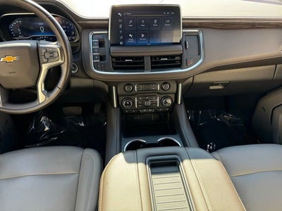 2022 Chevrolet Suburban LT