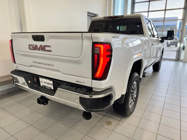 2025 GMC Sierra 3500 HD SLT