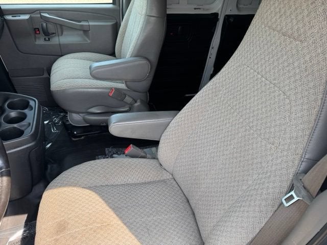 2021 GMC Savana Cargo 3500 Work Van