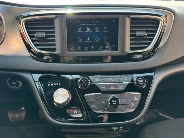 2020 Chrysler Pacifica Touring