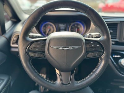 2020 Chrysler Pacifica Touring