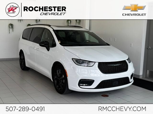 2025 Chrysler Pacifica Limited