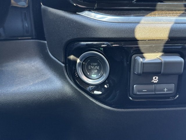 2025 Chevrolet Silverado 3500 HD LT