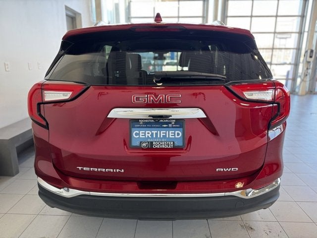 2023 GMC Terrain SLT