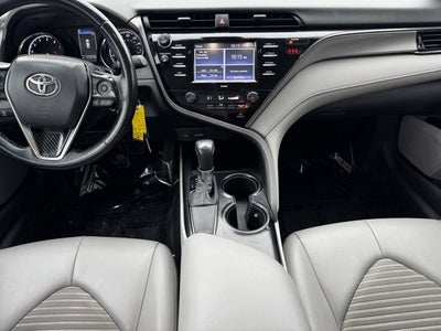 2020 Toyota Camry SE