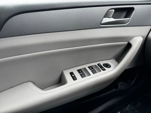 2019 Hyundai Sonata Hybrid SE