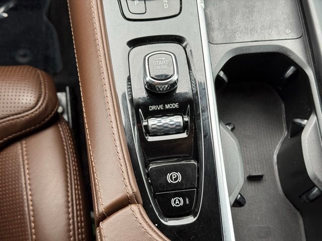 2021 Volvo XC90 Inscription Expression