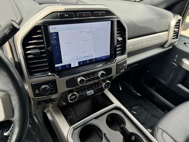 2022 Ford F-350SD Lariat