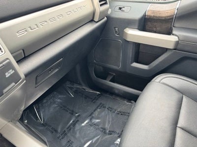 2022 Ford F-350SD Lariat