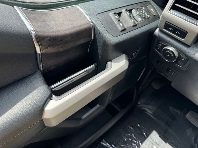 2022 Ford F-350SD Lariat