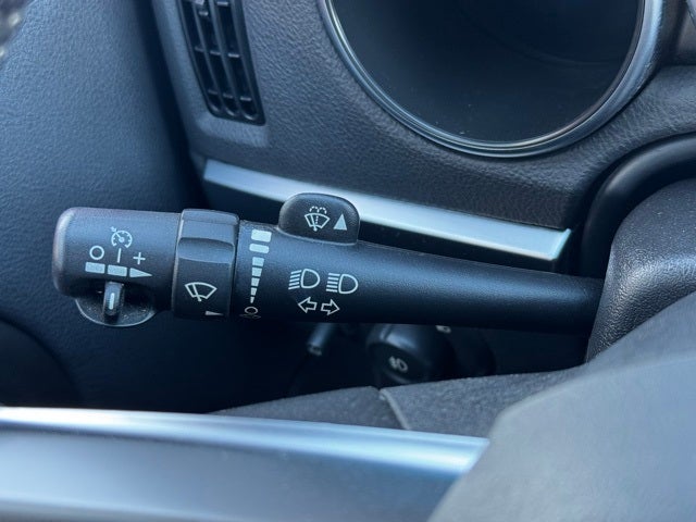 2004 Chevrolet SSR Base