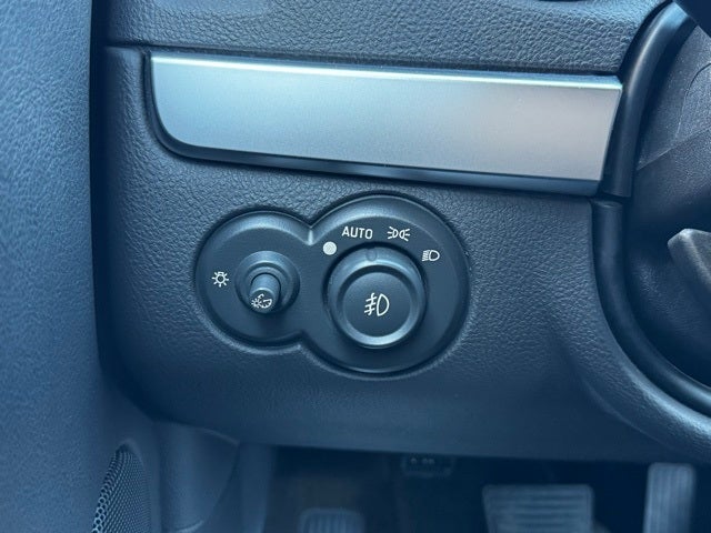 2004 Chevrolet SSR Base