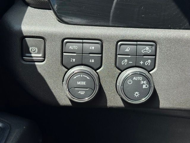 2023 Chevrolet Silverado 1500 LT LT1