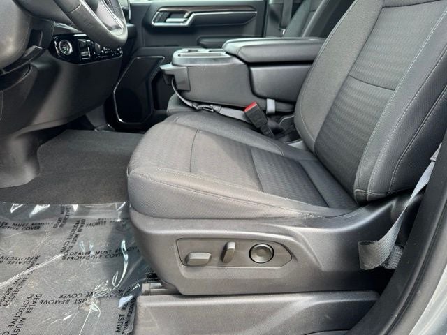 2023 Chevrolet Silverado 1500 LT LT1