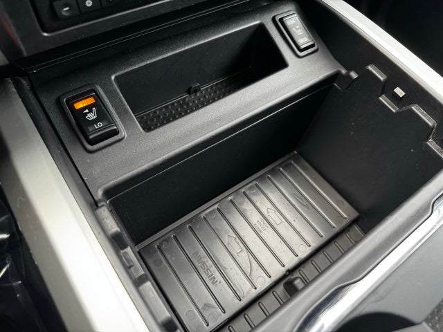 2020 Nissan Titan Base