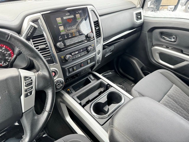 2020 Nissan Titan Base