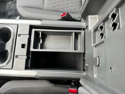 2020 Nissan Titan Base