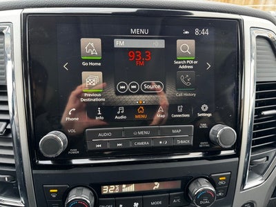 2020 Nissan Titan Base