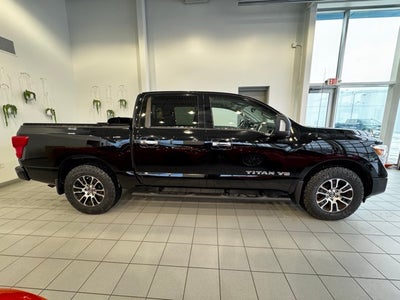 2020 Nissan Titan Base