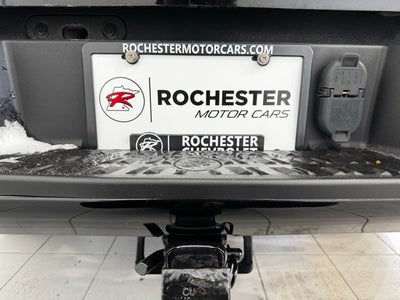 2020 Nissan Titan Base